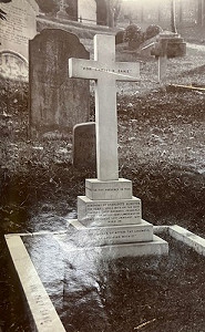 Grave, photo taken in early 1900s